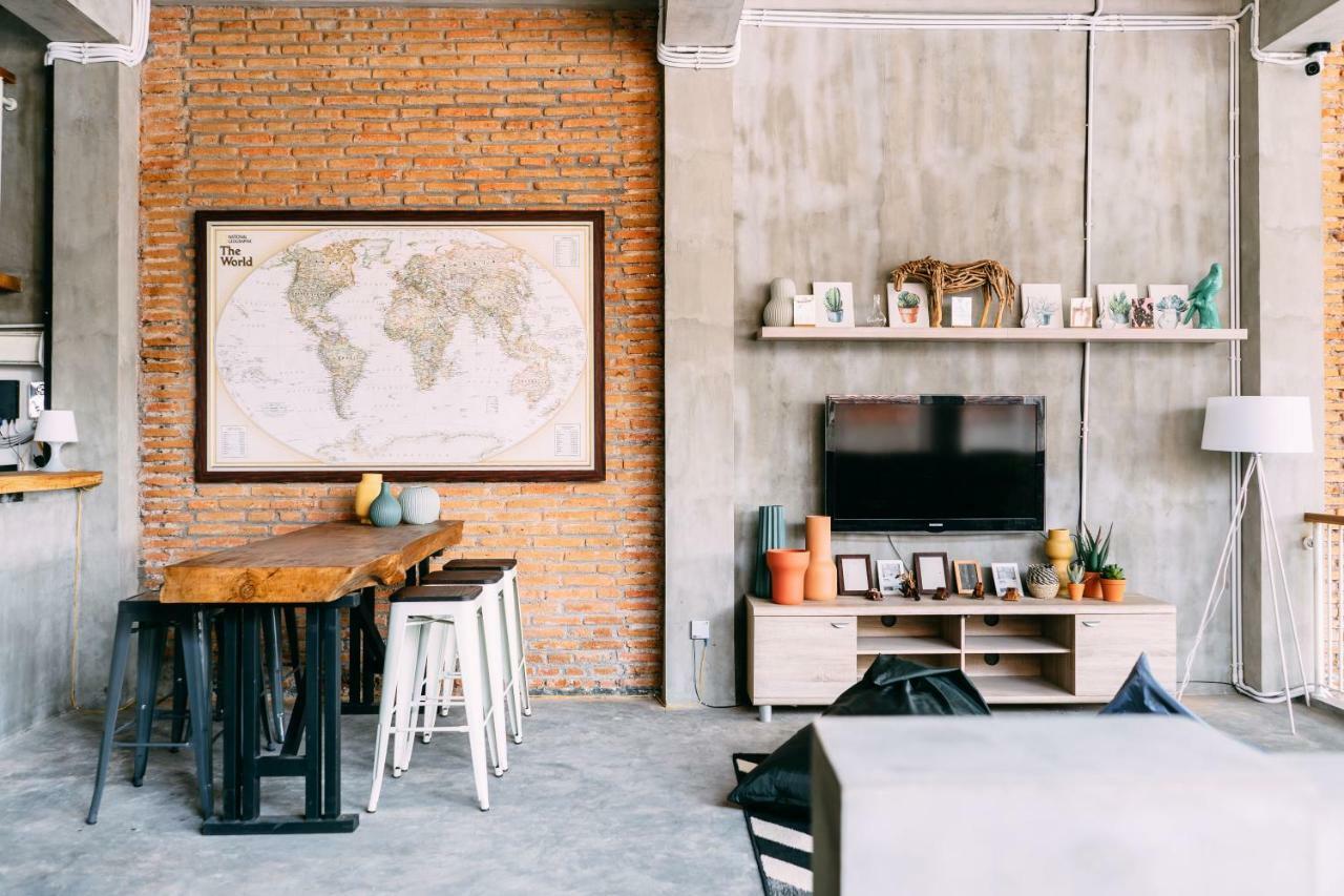So! Boutique Hostel Malang Kültér fotó