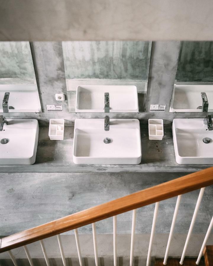 So! Boutique Hostel Malang Kültér fotó
